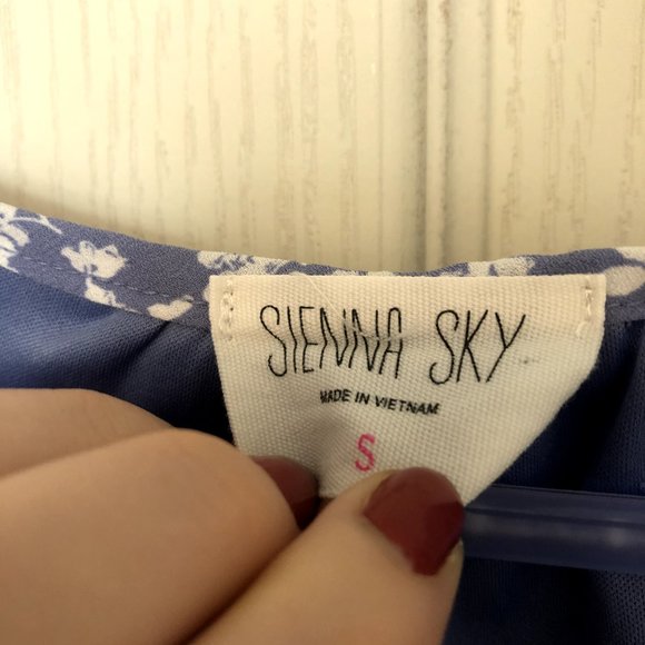 Blue Floral Ruffled Mini Dress Size Small - Picture 3 of 7